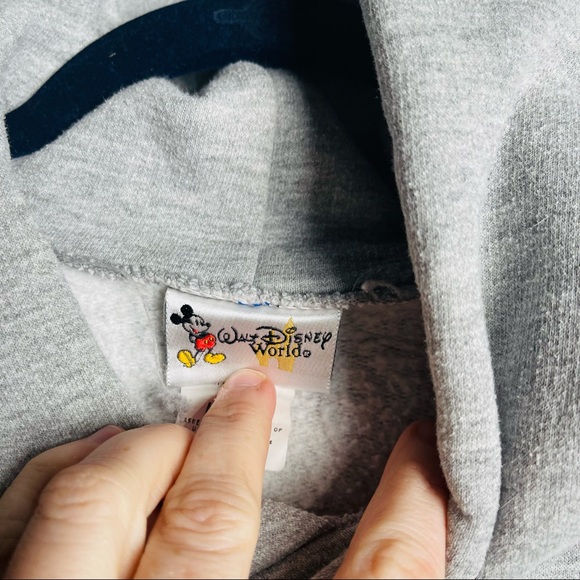 Disney world Mickey Mouse sorcerer hooded sweatshirt unisex size medium - Picture 6 of 9